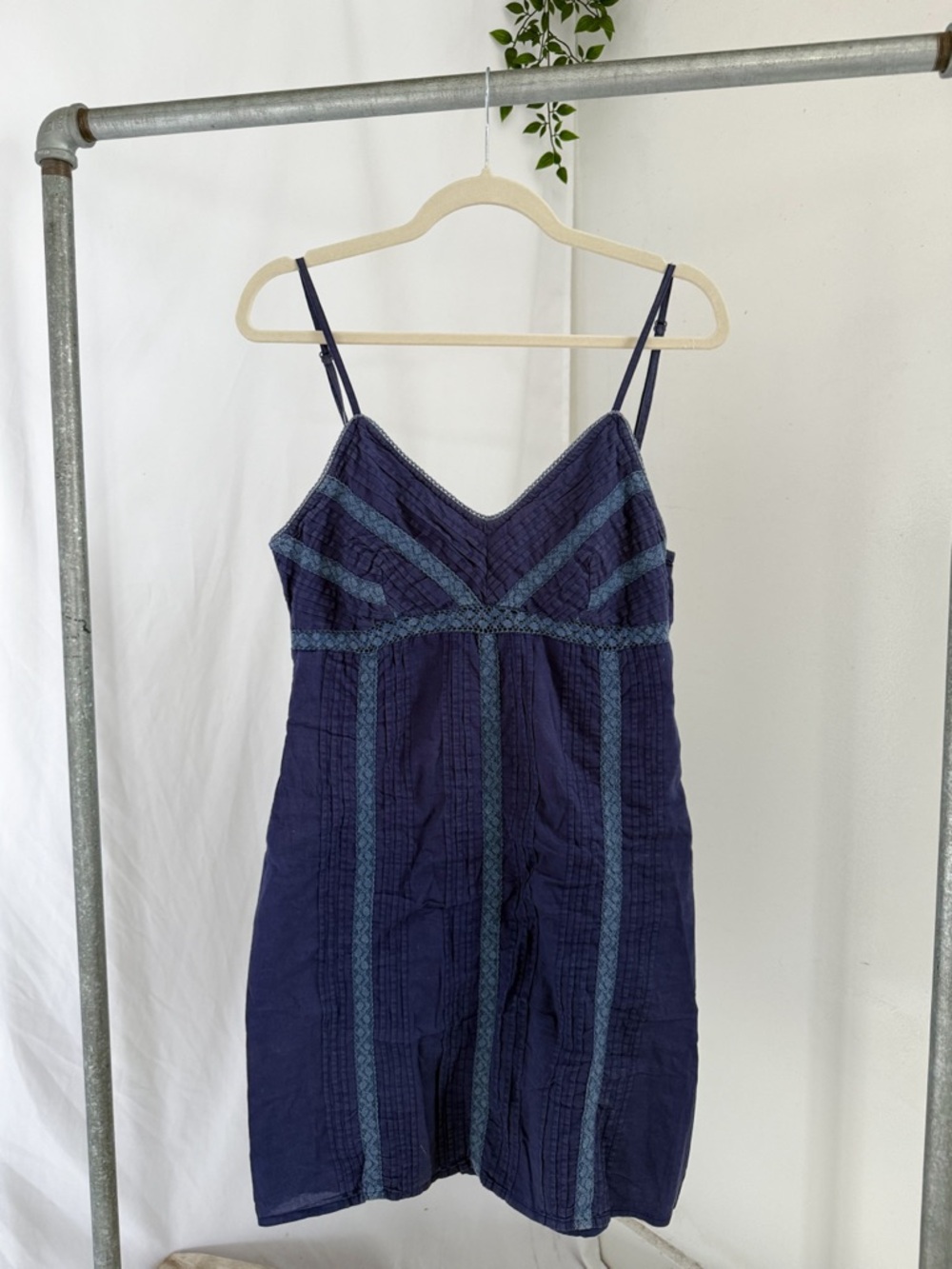 Vintage Navy Blue Spaghetti Strap Sundress with Contrast Trim